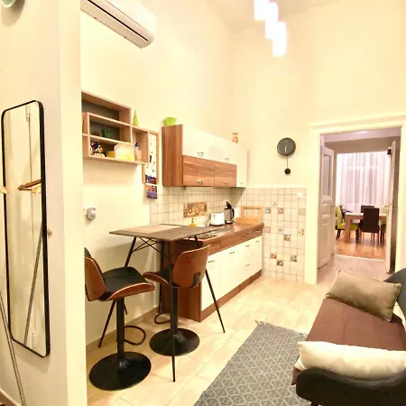 Teresa Apartment *